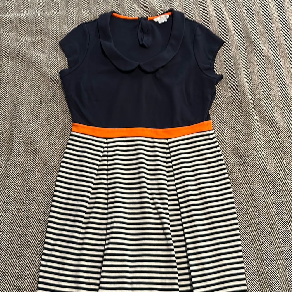 Boden Fit and Flare Peter Pan collar dress